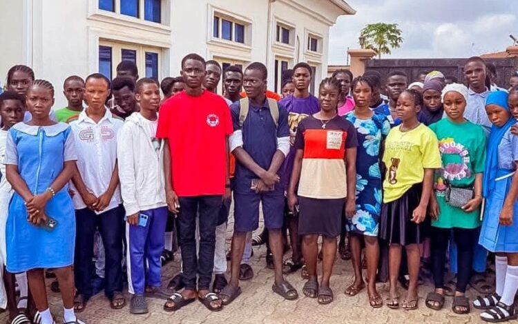 Hon Lamiju Akala Support Ogbomosho Youths